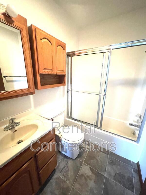 400 E College St ## E6 - Photo 4 of 6