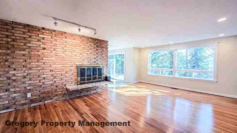 10803 Ne 111th Pl - Photo 4 of 35