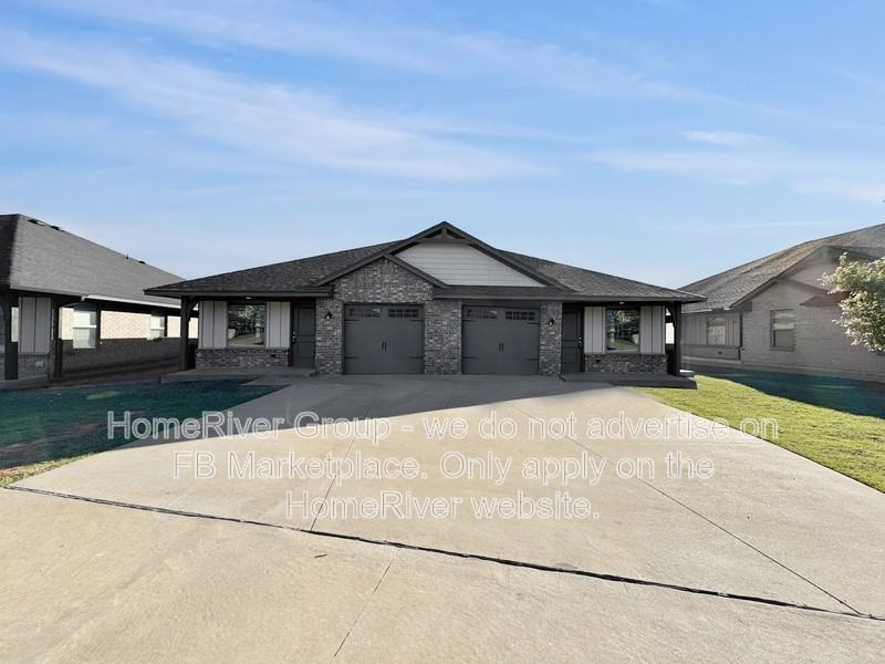 410 Vail Cir - Photo 4 of 25