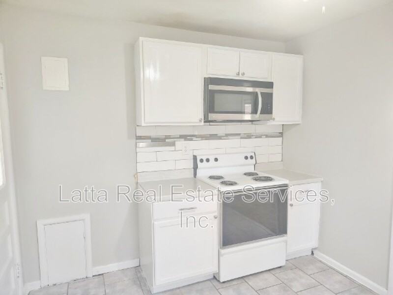 305 N Grove Ter - Photo 5 of 10