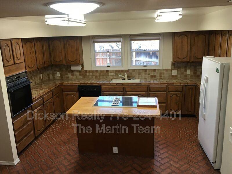 2205 Thomas Jefferson Dr - Photo 3 of 22