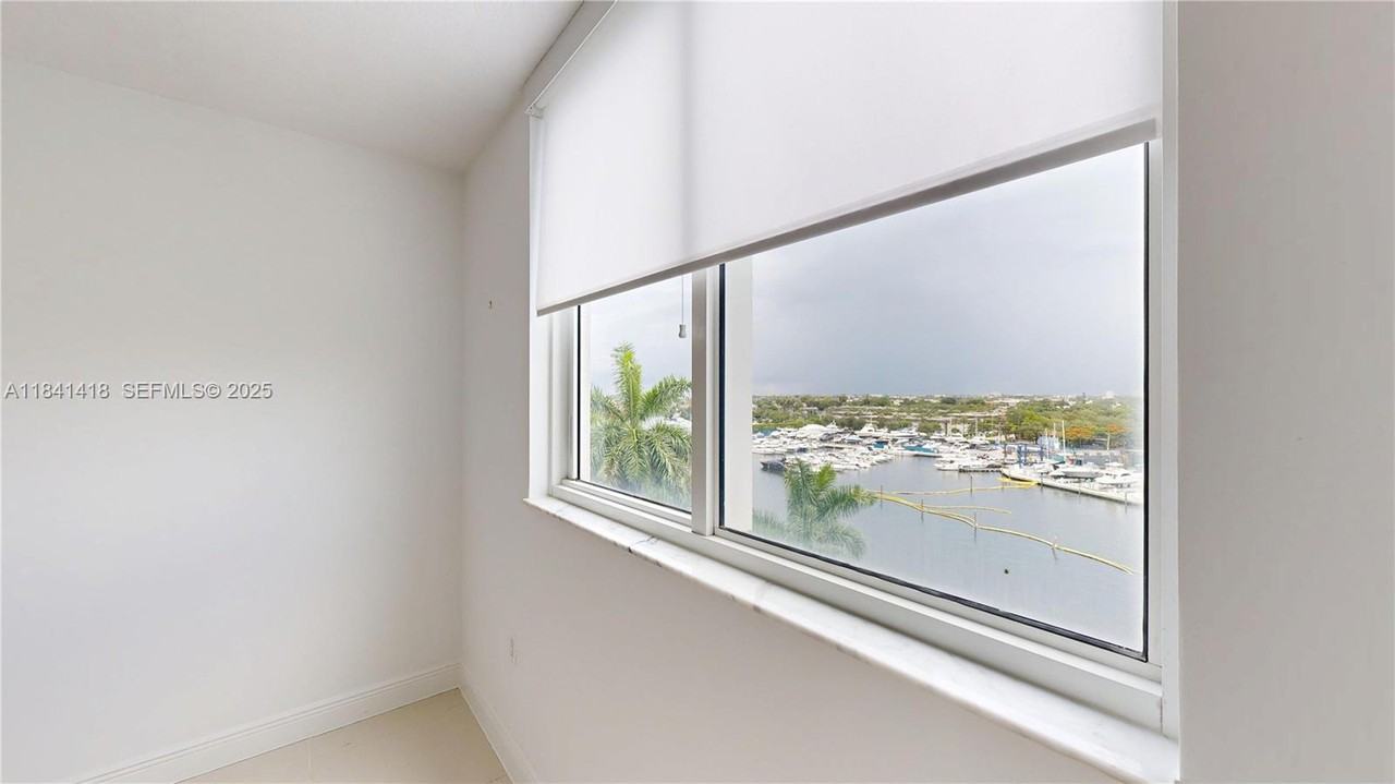 1861 Northwest South River Drive #905 - Photo 5 of 33