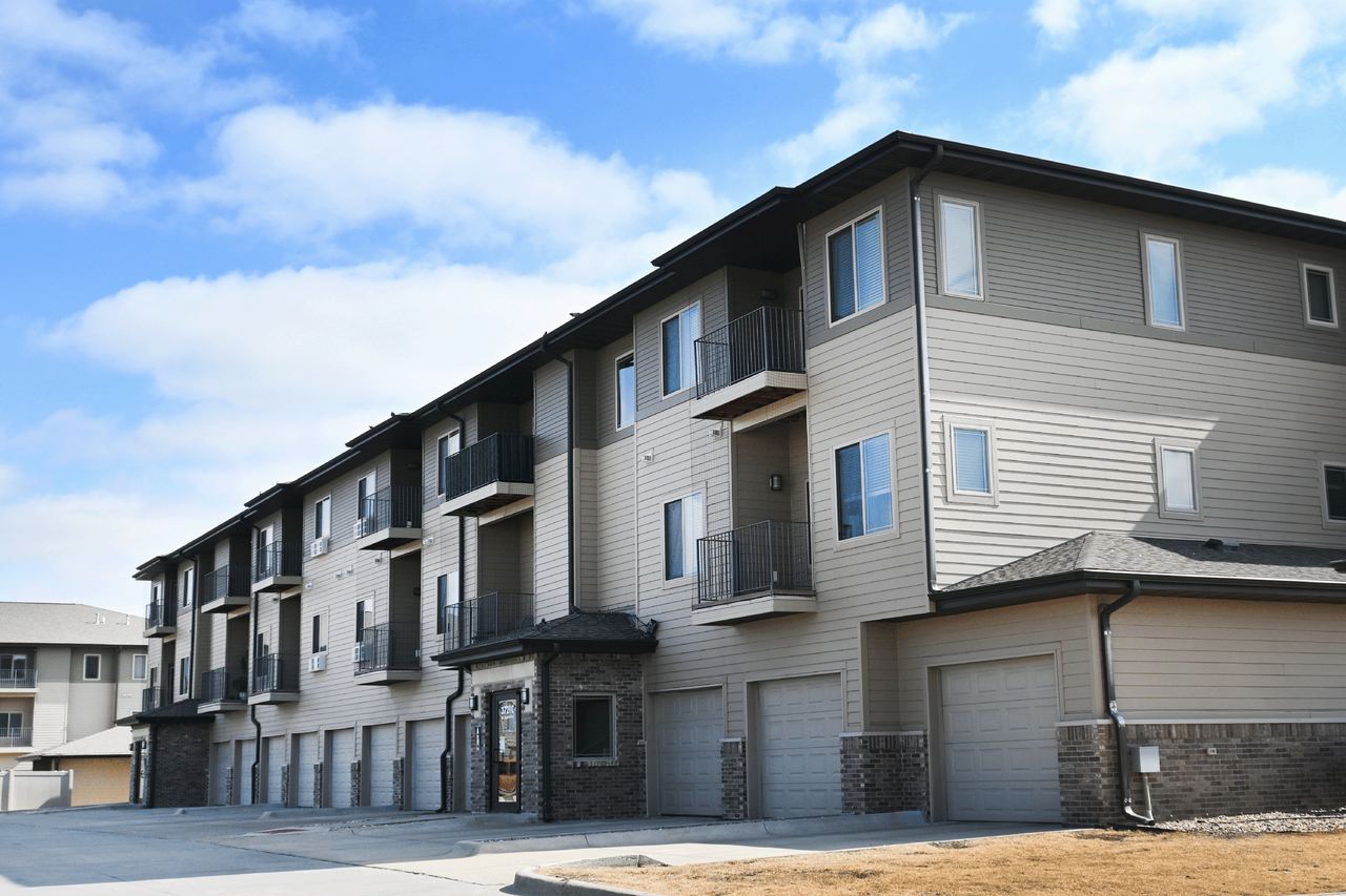 The Sterling Apartments at Grand Island - Photo 2 of 43