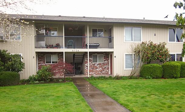 Country Squire - Photo 7 of 13