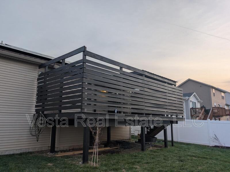 1719 Coralstone Way - Photo 3 of 5