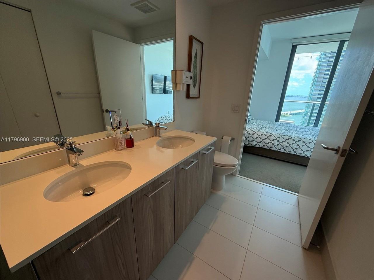 501 Northeast 31st Street #3005 - Photo 2 of 15