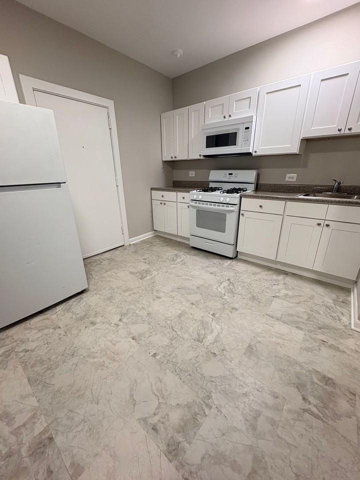 Central Ave 127 - Photo 7 of 25
