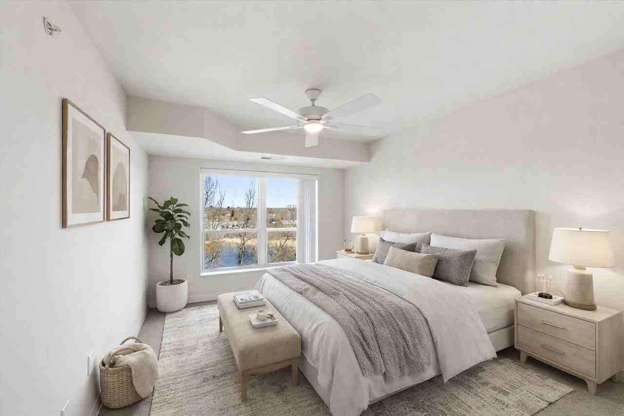 Ride Apartments - Photo 3 of 25