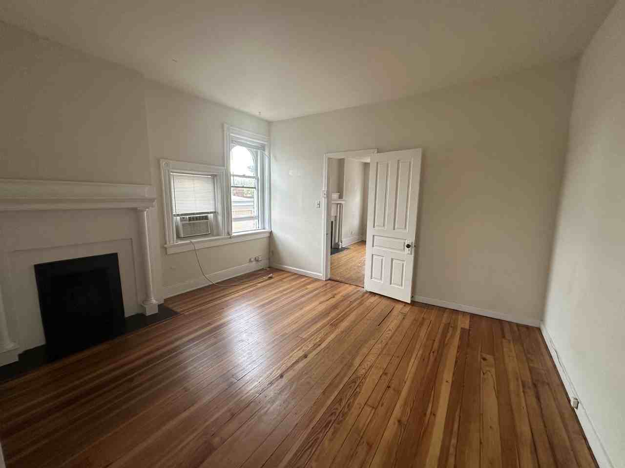 Grove Ave 2606 - Photo 7 of 21