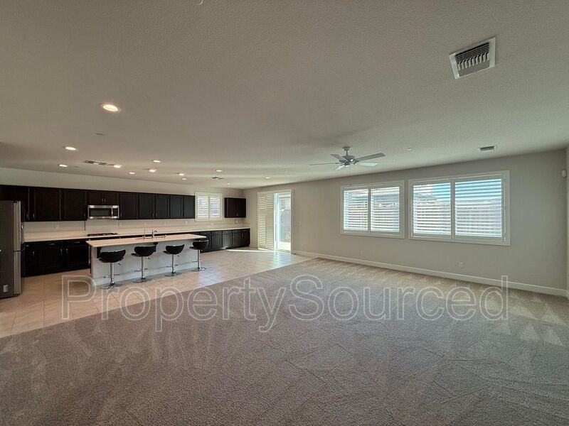 1978 Memorial Ln - Photo 7 of 43