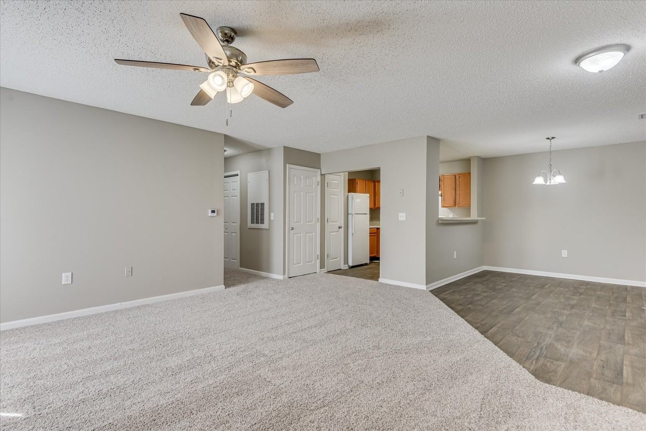 Hollybrook Apartments - Photo 7 of 18