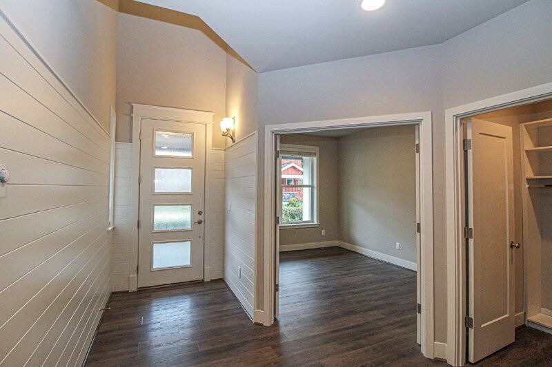 1418 184th Pl Se - Photo 3 of 50