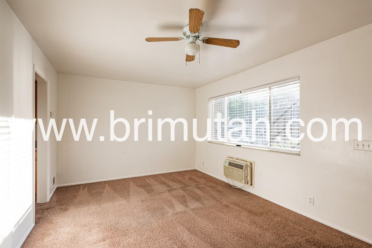 2241 E. Laney Ave. - Photo 3 of 31