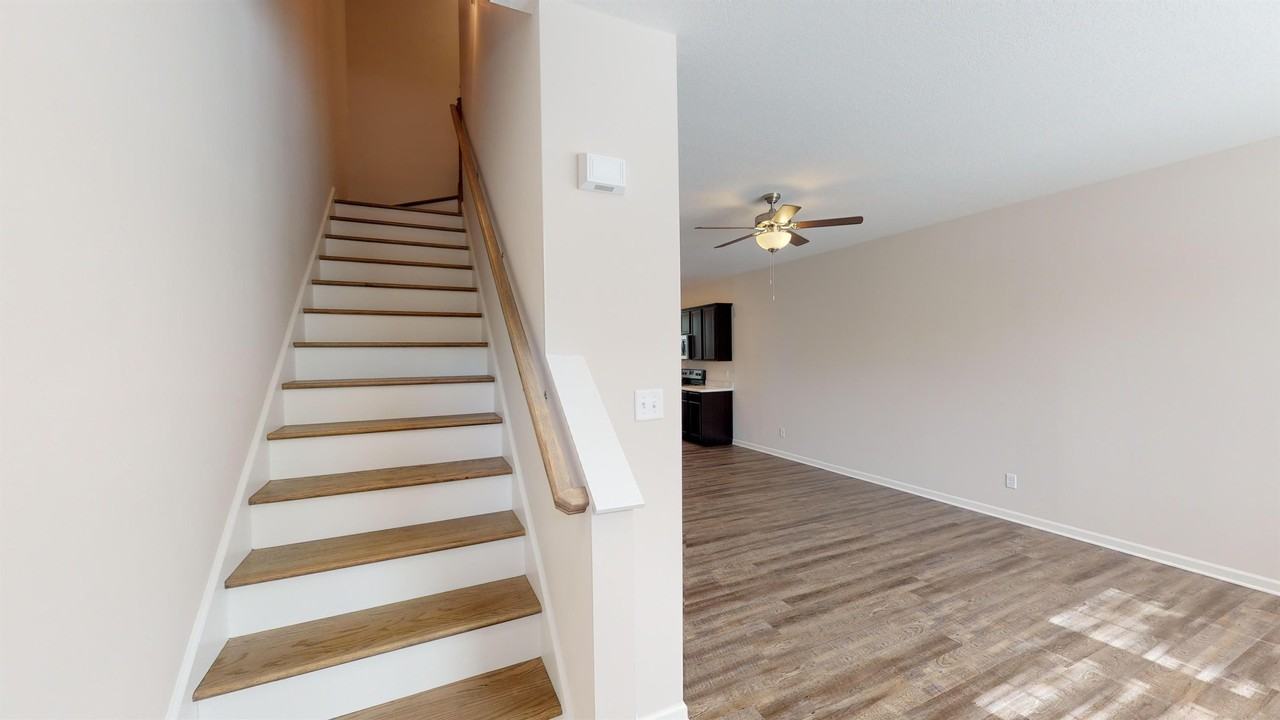 310 Bogle Street - Photo 3 of 18