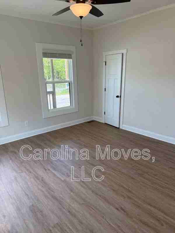 50 Hutchins St - Photo 4 of 24