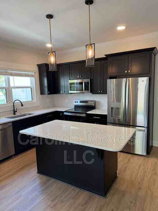 50 Hutchins St - Photo 7 of 24