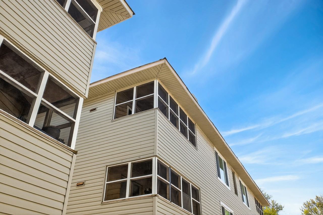 1415 East Ocean View Avenue - Photo 5 of 50