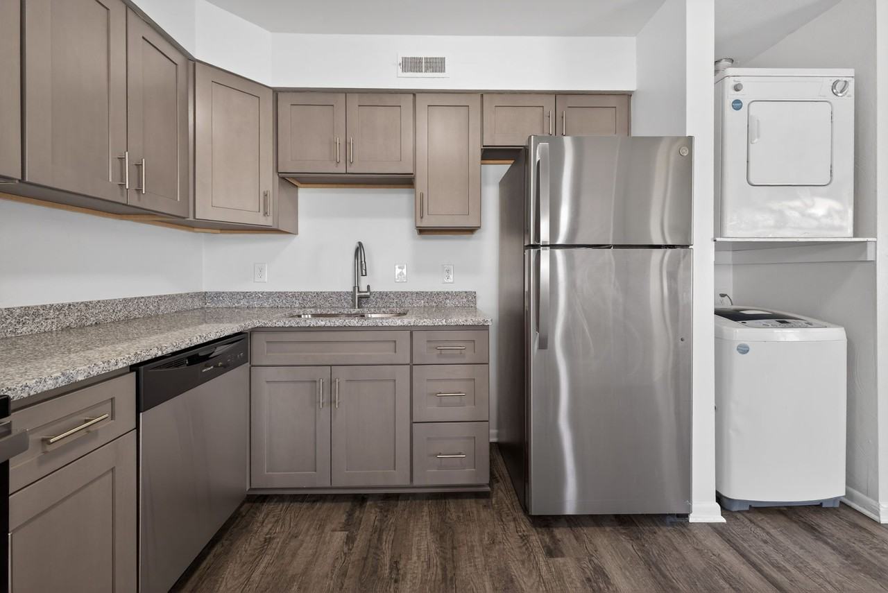 1415 East Ocean View Avenue - Photo 6 of 38