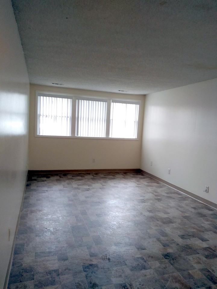 640 S. 4th St. - Photo 5 of 11