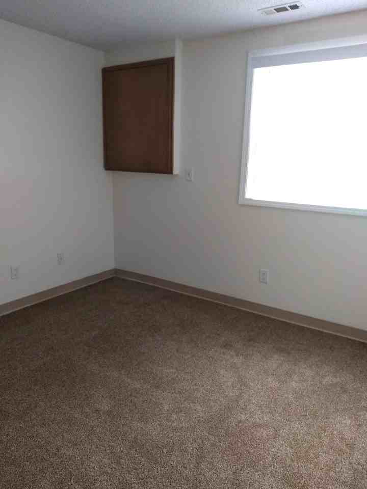 640 S. 4th St. - Photo 6 of 9