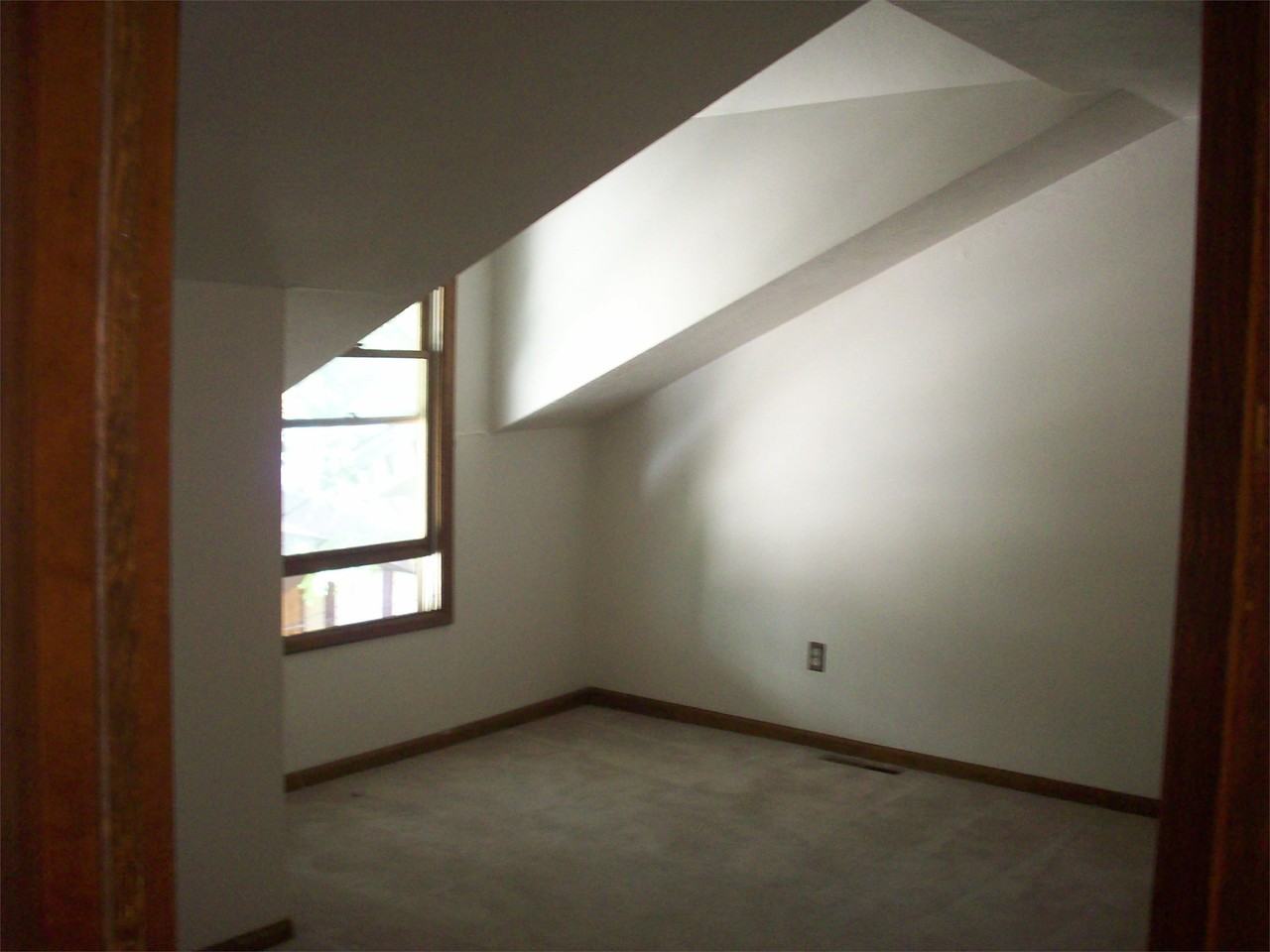 608 Pearl Street - Photo 3 of 7