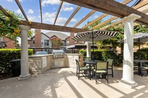 featured image of 6201 Chapel Hill Blvd