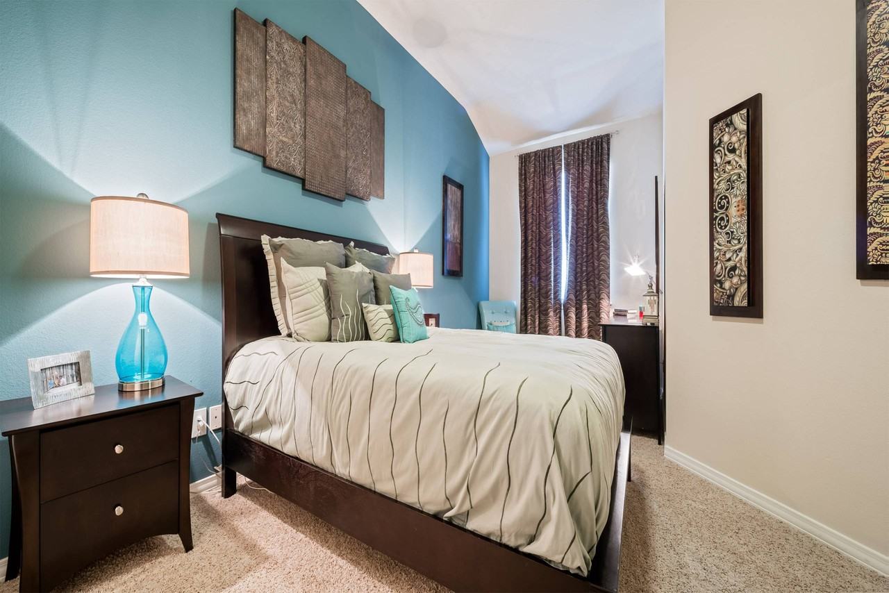 Towns of Chapel Hill - Photo 7 of 18