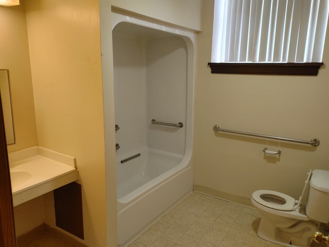 416 Sullivan Avenue - Photo 3 of 28