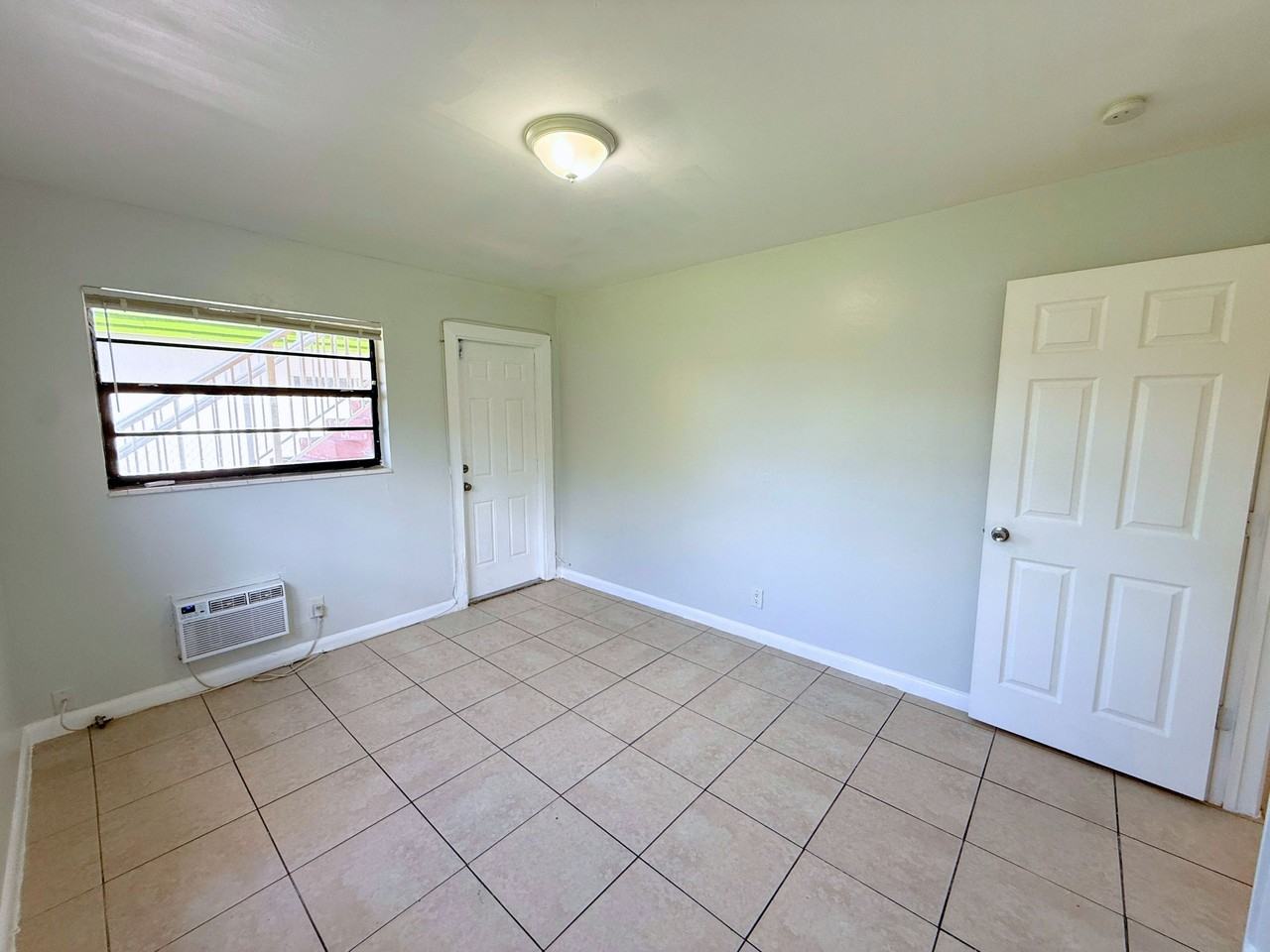 2918 Jackson Street - Photo 7 of 21