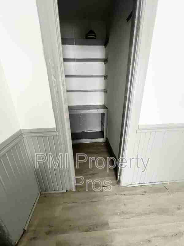 1237A N 24th St - Photo 7 of 7