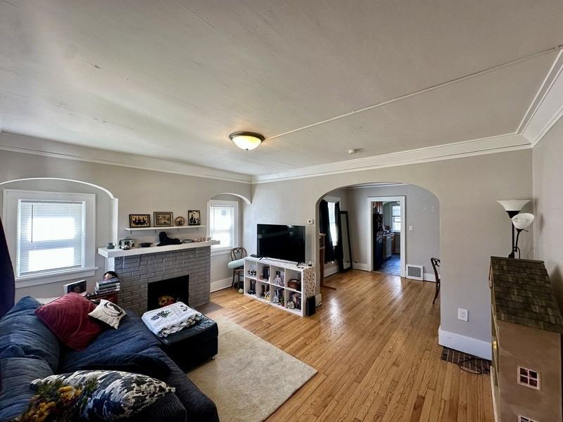 2310 A Ave Ne - Photo 2 of 22