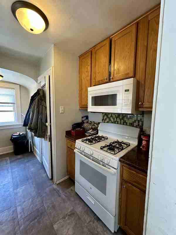 2310 A Ave Ne - Photo 7 of 22