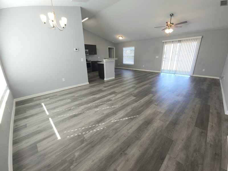 6031 Sw 154th Place Rd - Photo 5 of 11