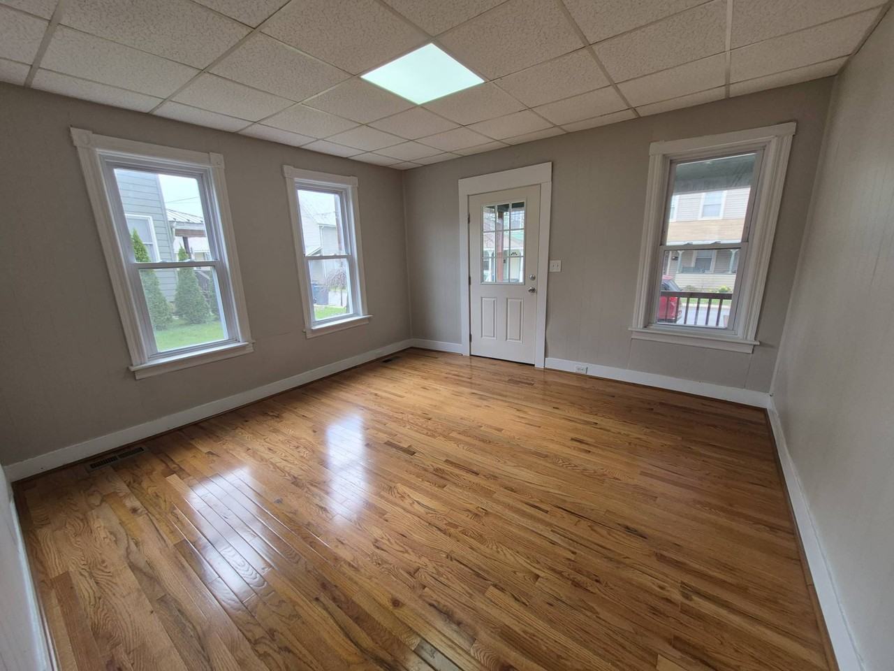 107 Broad Street - Photo 6 of 13