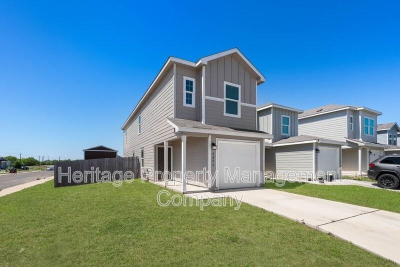 4284 Thalweg Way - Photo 3 of 31