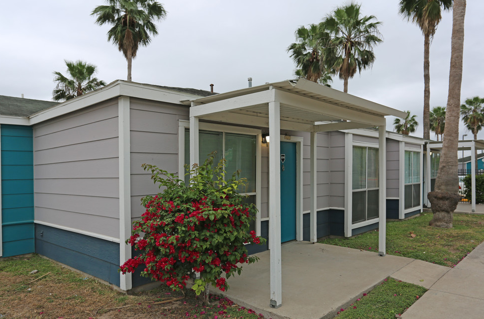 Valley Island Palms (Talmud Torah) - Photo 2 of 50