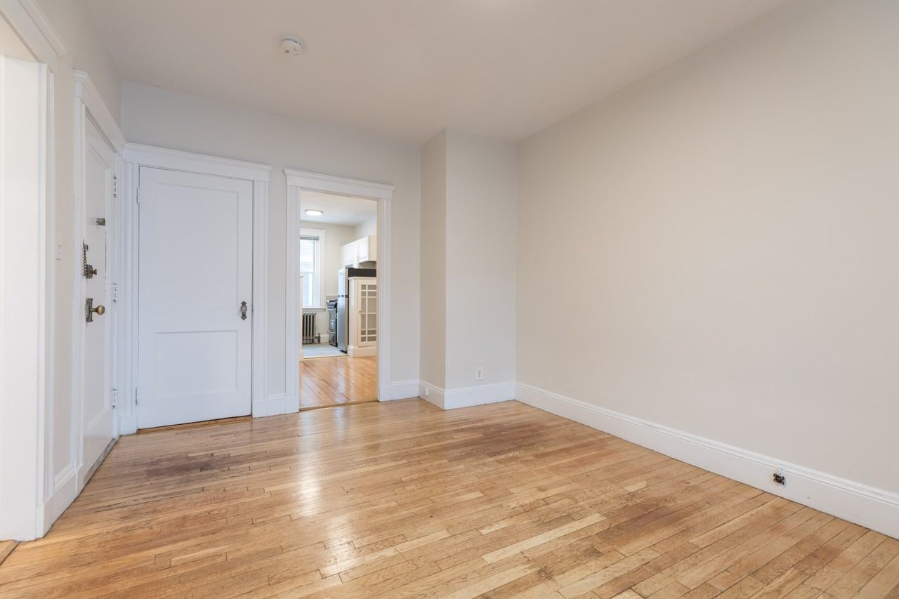 28-30 Langdon Street - Photo 5 of 16