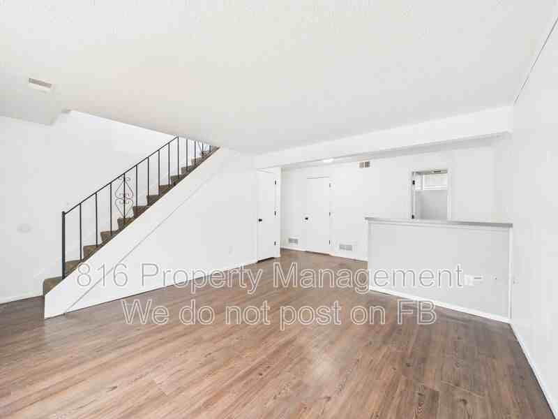 10514 E 41st Ter - Photo 3 of 20