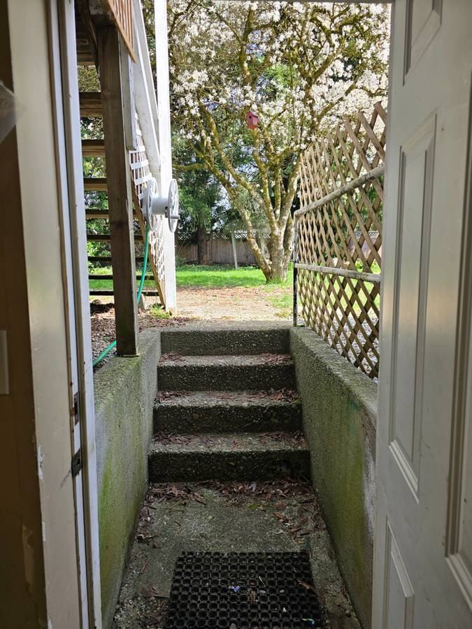 11990 Dover Street - Photo 6 of 24