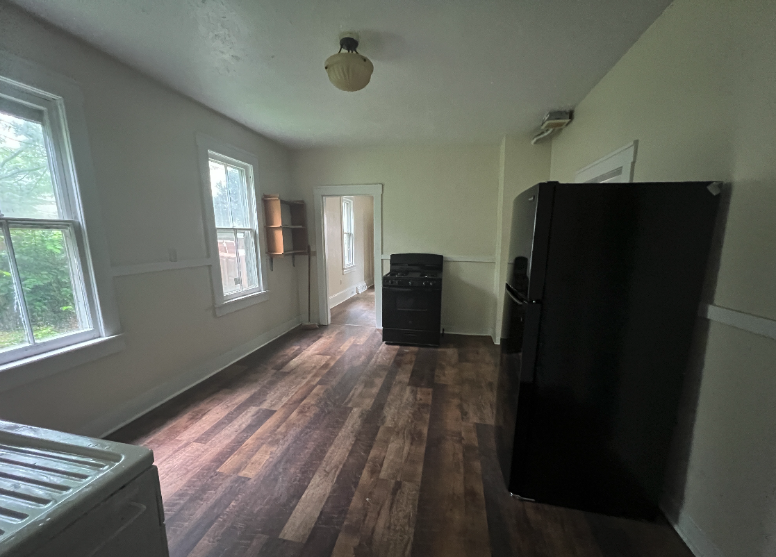 3656 East 63rd Street - Photo 2 of 11