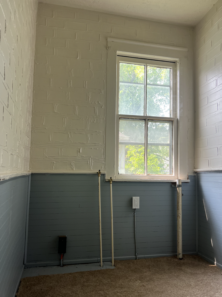 3656 East 63rd Street - Photo 7 of 11