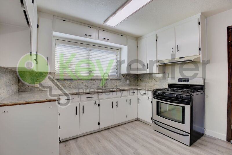 809 N Hobson Ave #B - Photo 2 of 32