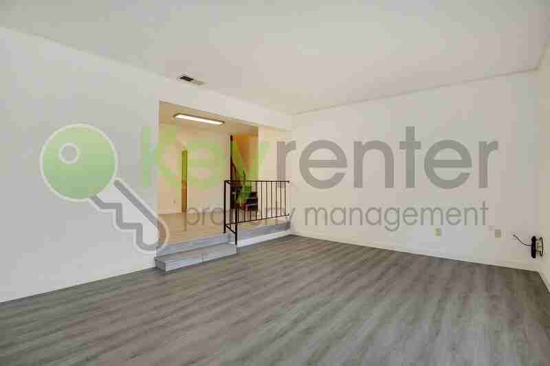 809 N Hobson Ave #B - Photo 4 of 32