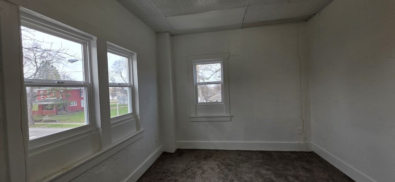 101 North 13th Street - Photo 3 of 10