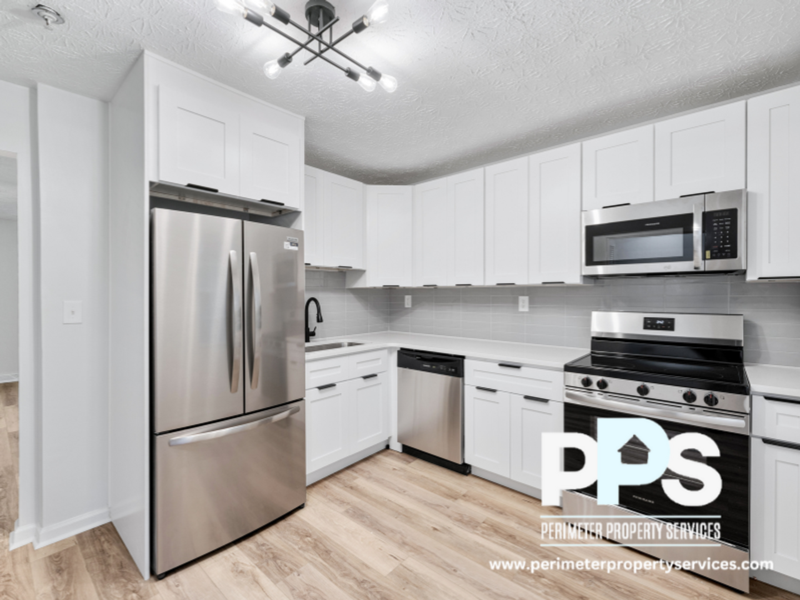 2133 Thompson Ave Se - Photo 2 of 25