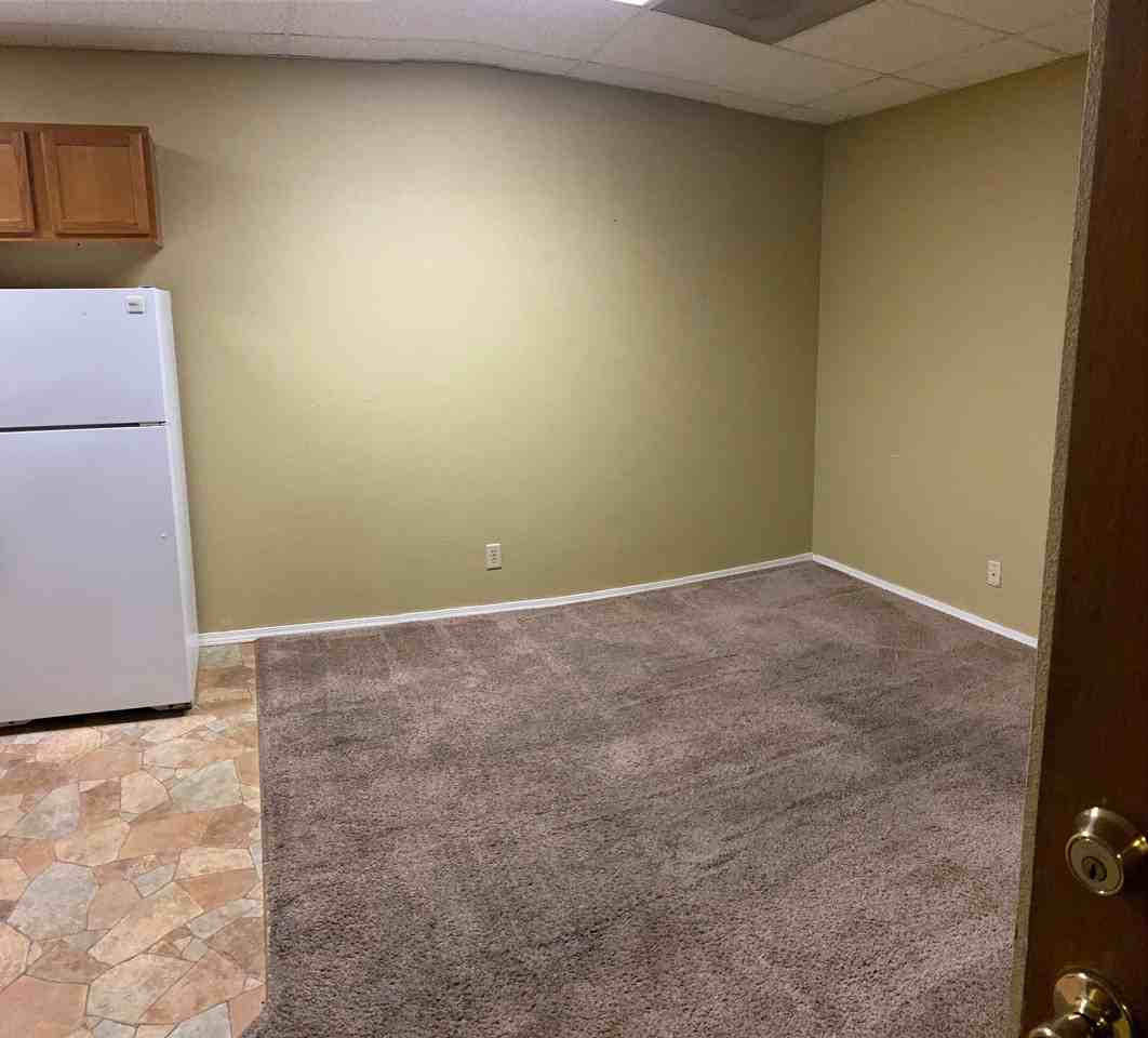 216 W Central Ave 2-2 - Photo 2 of 4