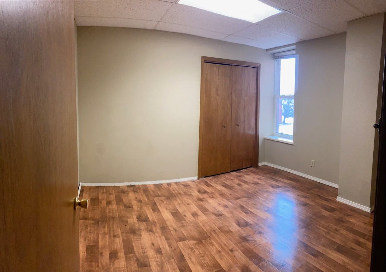 216 W Central Ave 2-2 - Photo 3 of 4