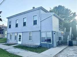 featured image of 2012 E River St