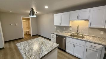 featured image of 2752 Humboldt Rd