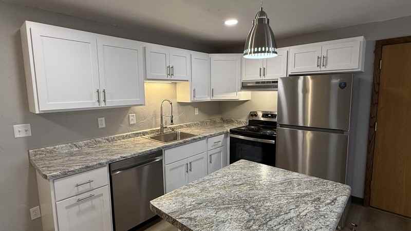 2752 Humboldt Rd - Photo 6 of 23